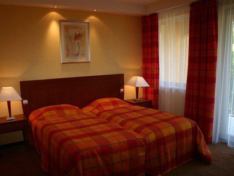 Hotel Azur Premium à Siófok Extérieur photo