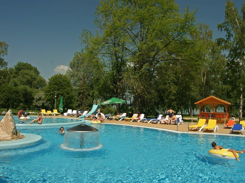 Hotel Azur Premium à Siófok Extérieur photo